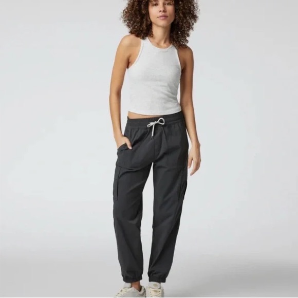 Vuori Scout Jogger - Charcoal Drawstring